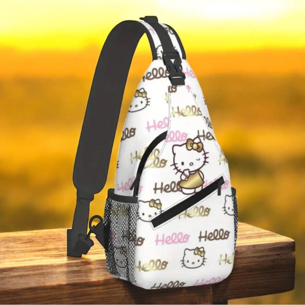 Hello Kitty White and Gold Backpack - Picture 2 of 6